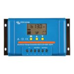 victron-energy-bluesolar-pwm-lcd-usb-12v-24v-30a-scc010030050.jpg