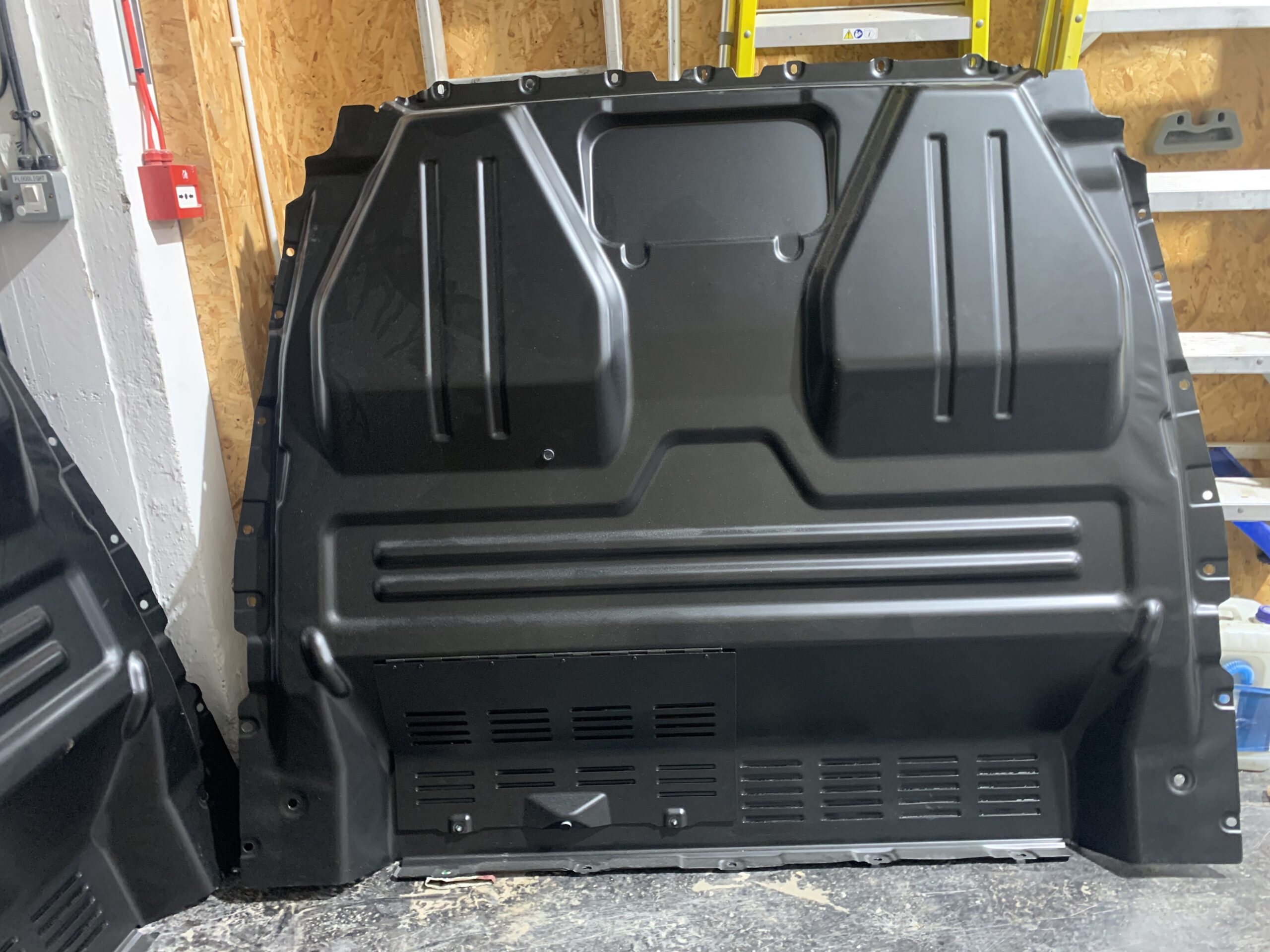 Bulkhead Partition wall - FORD Transit Custom VOLKSWAGEN Multivan T7 Bulkhead Partition wall - FORD Transit Custom VOLKSWAGEN Multivan T7