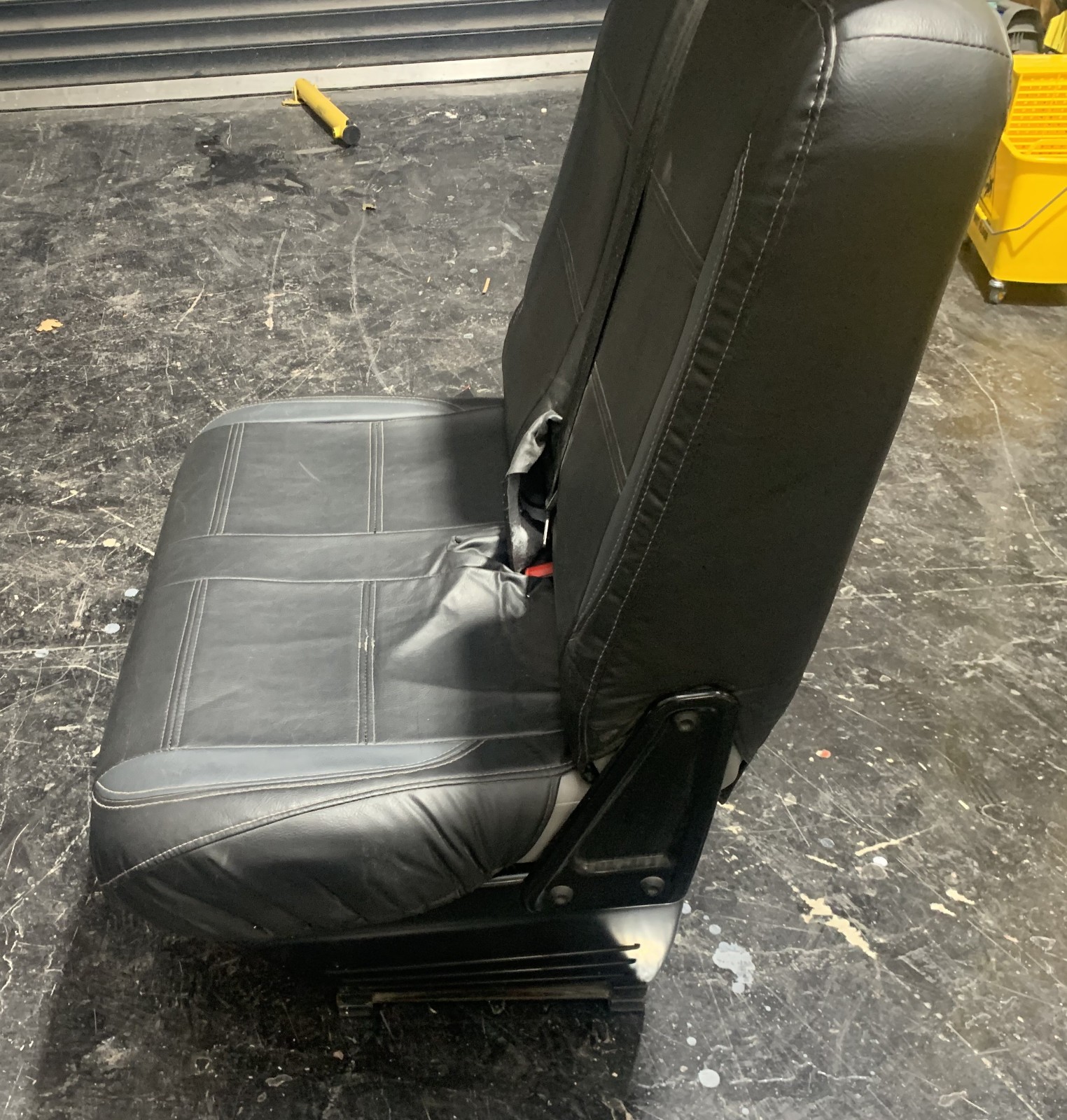 VOLKSWAGEN T5 PASSANGER FOLDING DOUBLE SEAT WITH SWIVEL BASE WITH COVERS-15 VOLKSWAGEN T5 PASSANGER FOLDING DOUBLE SEAT WITH SWIVEL BASE WITH COVERS-15